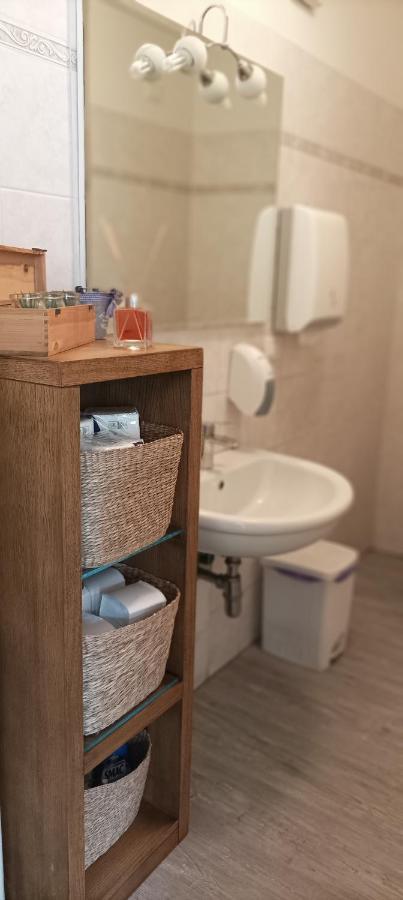 La Casina Di Ale Apartment Marina Di Carrara Luaran gambar