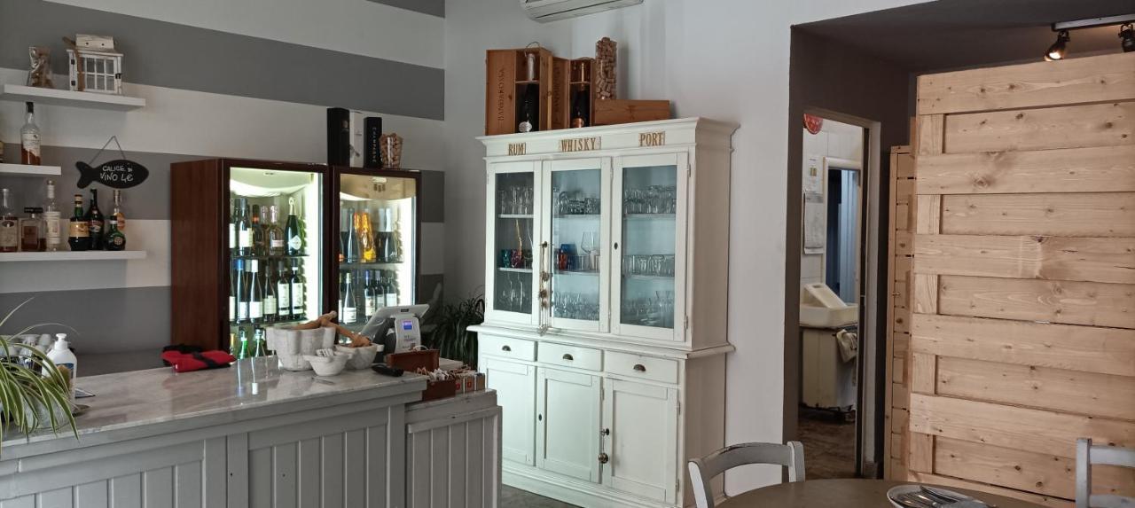 La Casina Di Ale Apartment Marina Di Carrara Luaran gambar